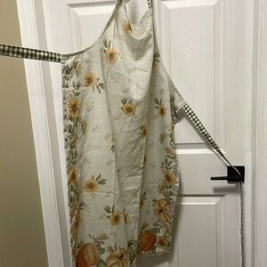 TAHARI | Home | Bib | Fall | Lightweight | Apron | Sunflowers & Pumpkins | OS
